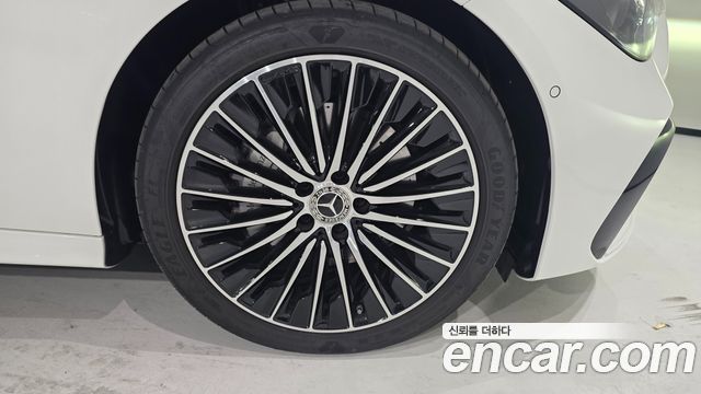 Mercedes-Benz CLE-Class 2026 — photo 5