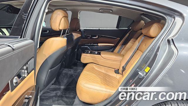 Kia K9 2016 — photo 17