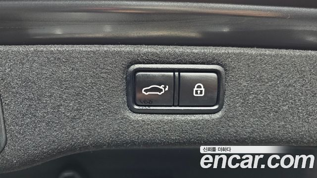 Kia K9 2016 — photo 32