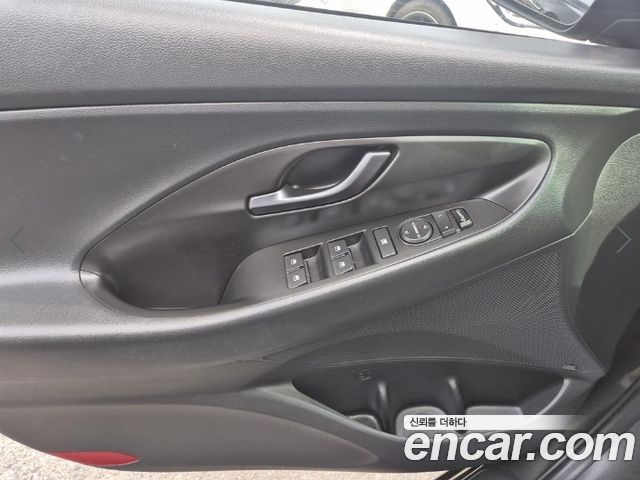Hyundai i30 2020 — photo 11