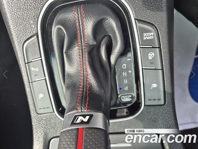 Hyundai i30 2020 — photo 12