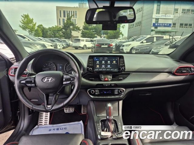 Hyundai i30 2020 — photo 13