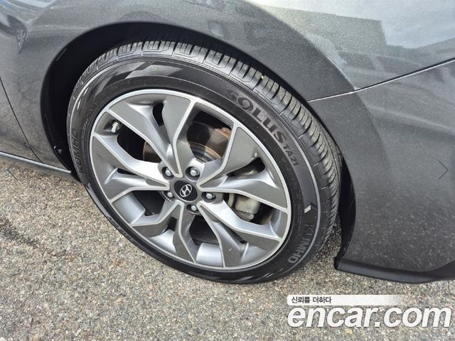 Hyundai i30 2020 — photo 18