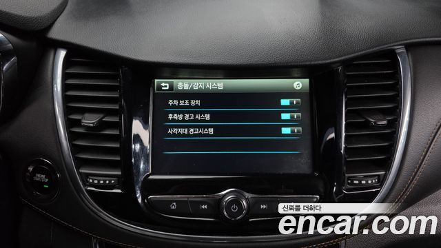 Chevrolet Korea Trax 2018 — photo 16