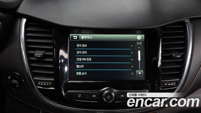 Chevrolet Korea Trax 2018 — photo 17