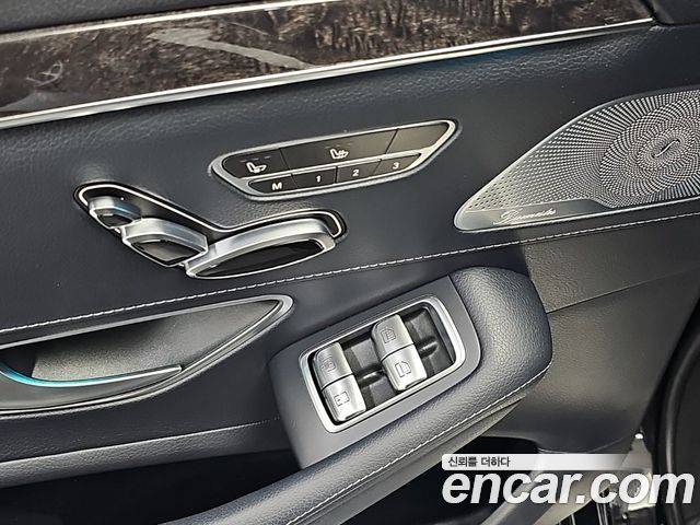 Mercedes-Benz S-Class 2018 — photo 14