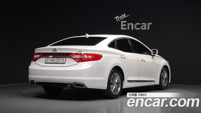 Hyundai Grandeur 2016 — photo 2