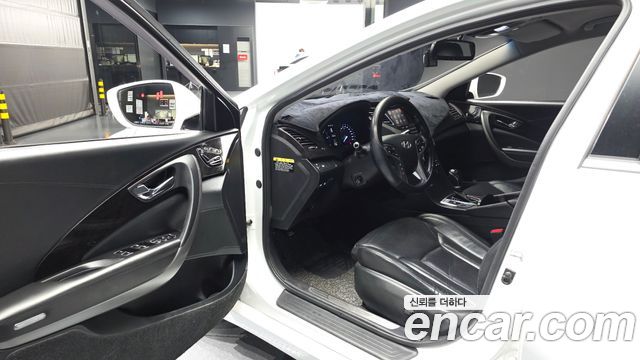 Hyundai Grandeur 2016 — photo 13