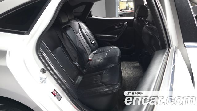 Hyundai Grandeur 2016 — photo 18