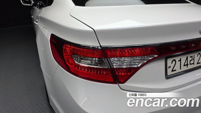 Hyundai Grandeur 2016 — photo 9