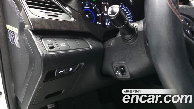 Hyundai Grandeur 2016 — photo 28