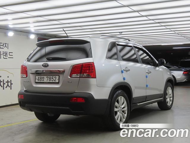 Kia Sorento 2011 — photo 4