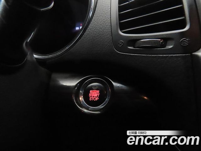 Kia Sorento 2011 — photo 13