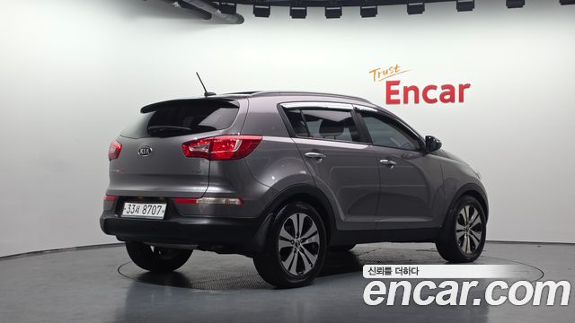 Kia Sportage 2011 — photo 2