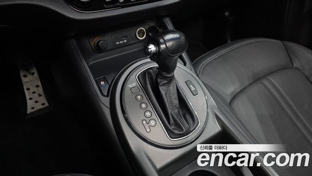Kia Sportage 2011 — photo 12