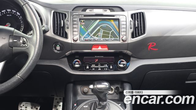 Kia Sportage 2011 — photo 19
