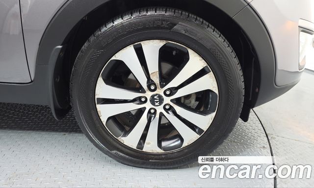 Kia Sportage 2011 — photo 7