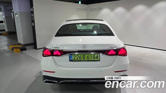 Mercedes-Benz E-Class 2026 — photo 7