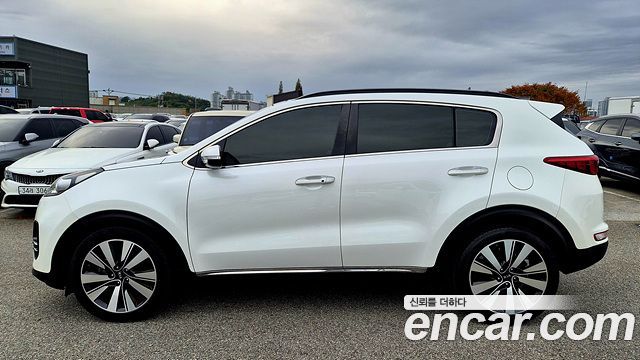 Kia Sportage 2018 — photo 19