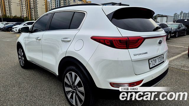 Kia Sportage 2018 — photo 20