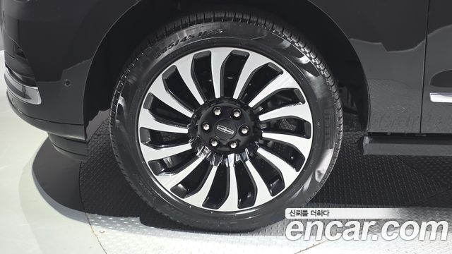 Lincoln Navigator 2023 — photo 5