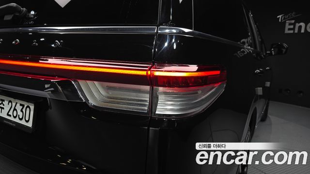 Lincoln Navigator 2023 — photo 9