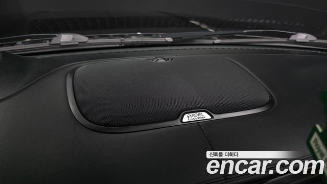 Lincoln Navigator 2023 — photo 31