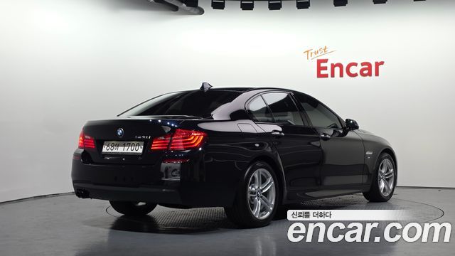BMW 5-Series 2016 — photo 2