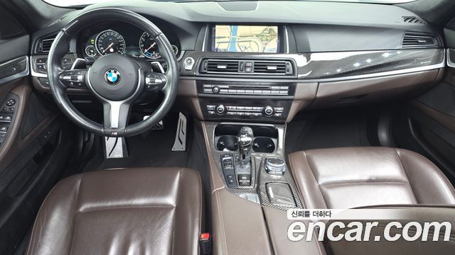 BMW 5-Series 2016 — photo 10