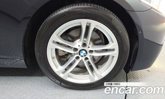 BMW 5-Series 2016 — photo 7