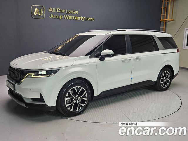 Kia Canival 2022 — photo 2
