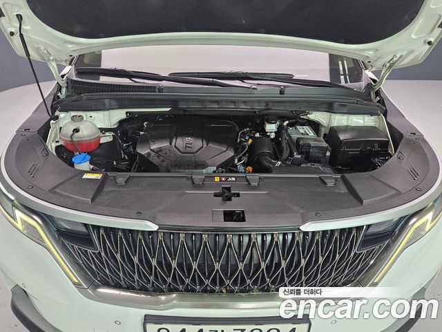 Kia Canival 2022 — photo 7