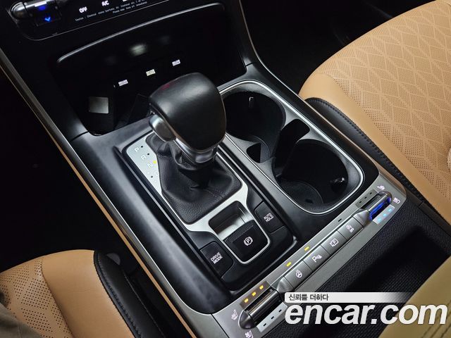 Kia Canival 2022 — photo 10