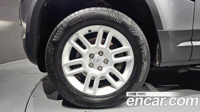 Land Rover Defender 2022 — photo 5
