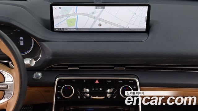 Genesis GV80 2020 — photo 14