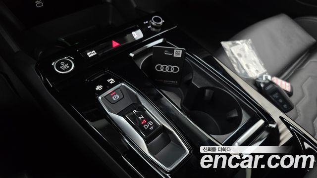 Audi A6 e-Tron 2025 — photo 12