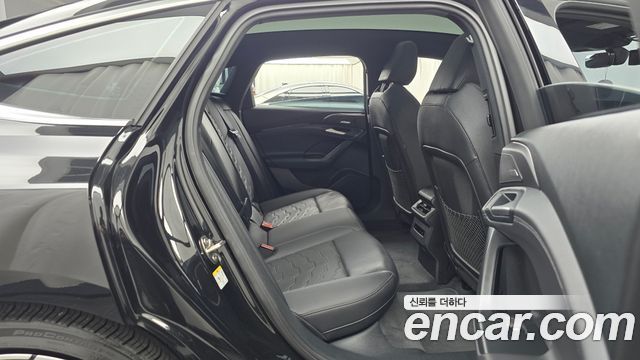 Audi A6 e-Tron 2025 — photo 17