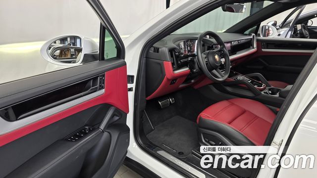 Porsche Cayenne 2026 — photo 13
