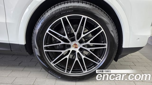 Porsche Cayenne 2026 — photo 7