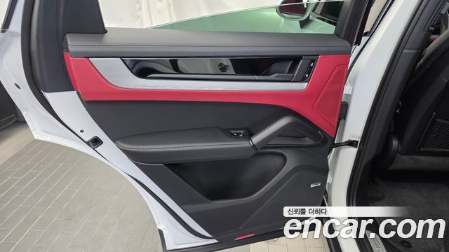 Porsche Cayenne 2026 — photo 15
