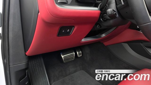 Porsche Cayenne 2026 — photo 30