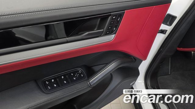 Porsche Cayenne 2026 — photo 33