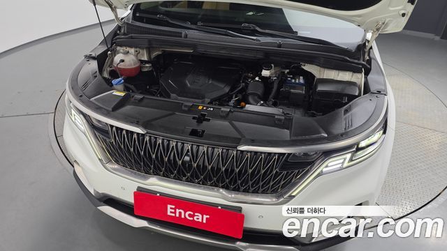 Kia Canival 2023 — photo 6