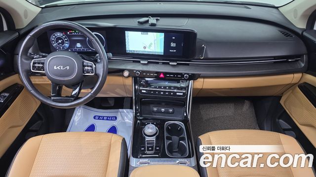 Kia Canival 2023 — photo 7