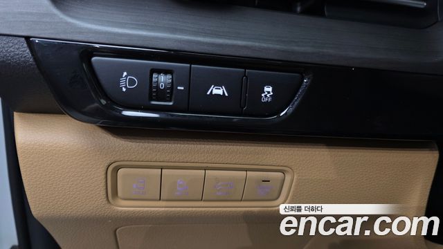 Kia Canival 2023 — photo 13