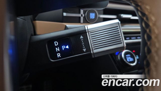 Hyundai Santafe 2024 — photo 12