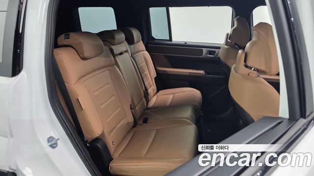 Hyundai Santafe 2024 — photo 17