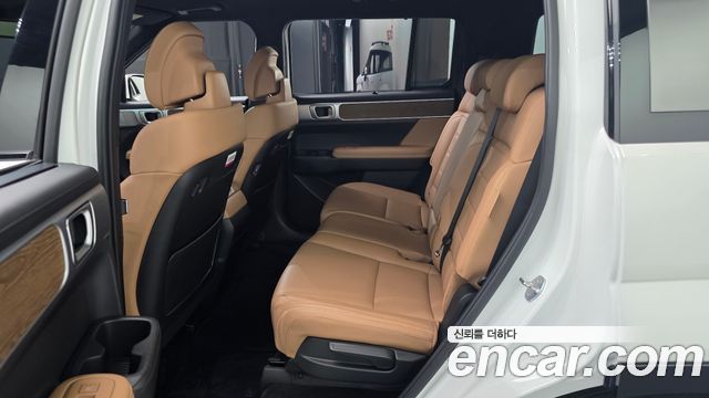 Hyundai Santafe 2024 — photo 18