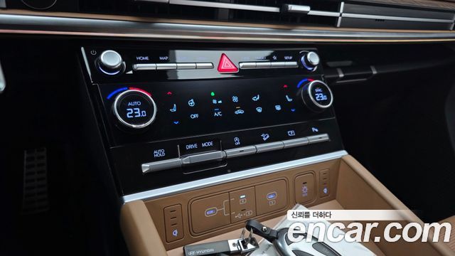 Hyundai Santafe 2024 — photo 25