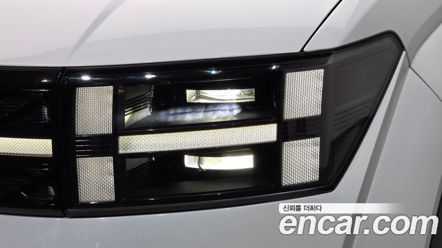 Hyundai Santafe 2024 — photo 8